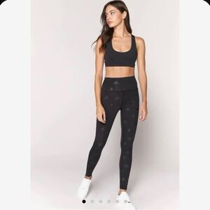 Spiritual Gangster Women’s Black Foil Heart Leggings